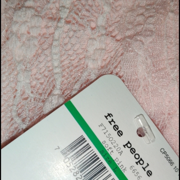 Free People Soft Pink Lace Bandeau Large F7150220A - Picture 4 of 5